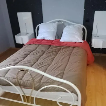 Chez Claude Holiday home Rimogne